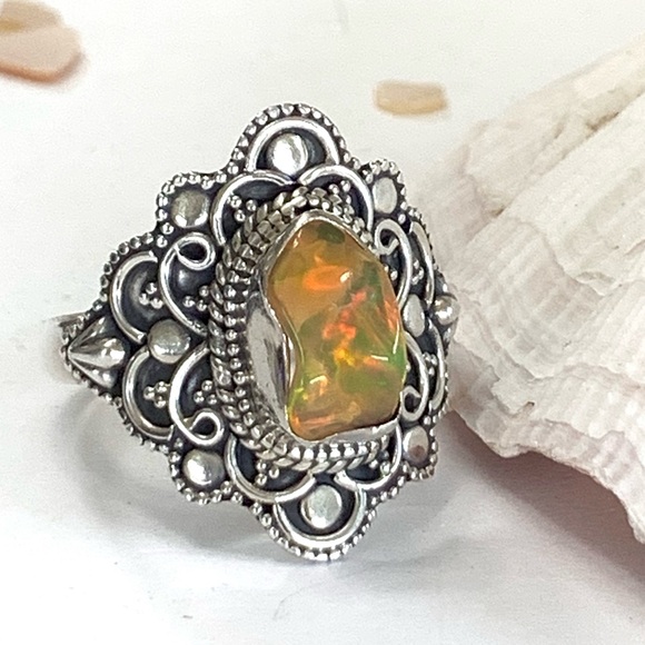 The Girl with Kaleidoscope Eyes Jewelry - Natural Opal Sterling Silver Designed Ring